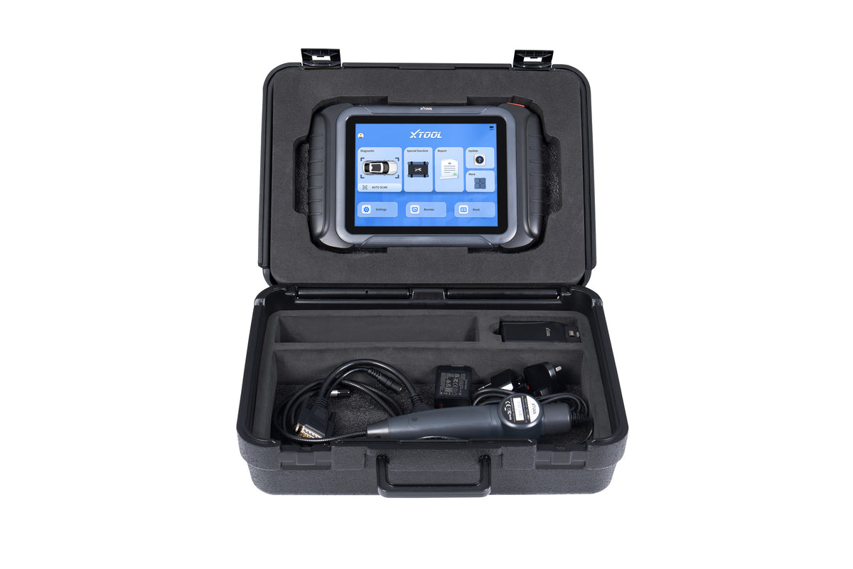 XTOOL XT80W open carrying case with tablet and accessories